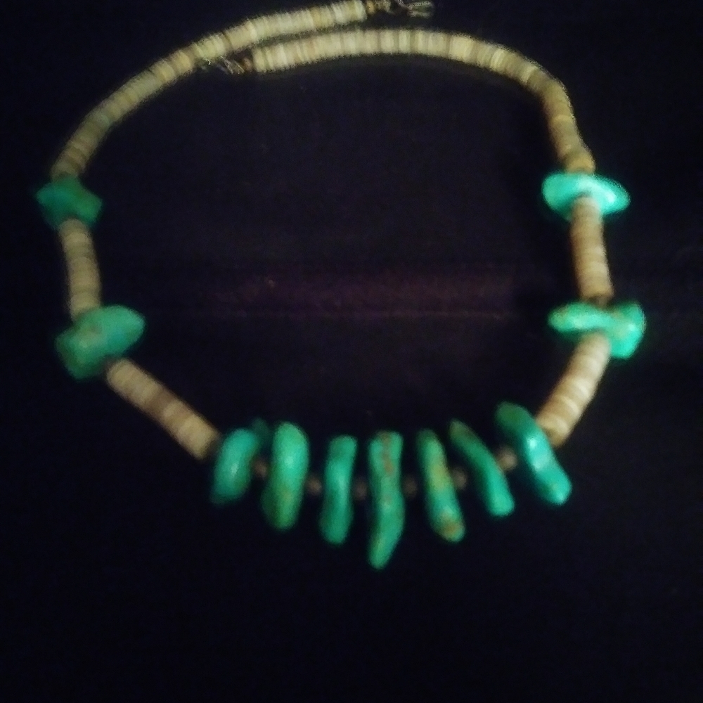 Vintage turquoise Puka shell necklace